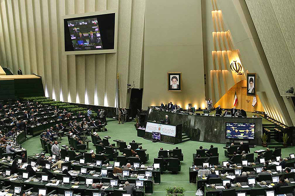 ۳۹۰ داوطلب انتخابات مجلس در کرمان پیش ثبت‌نام کردند