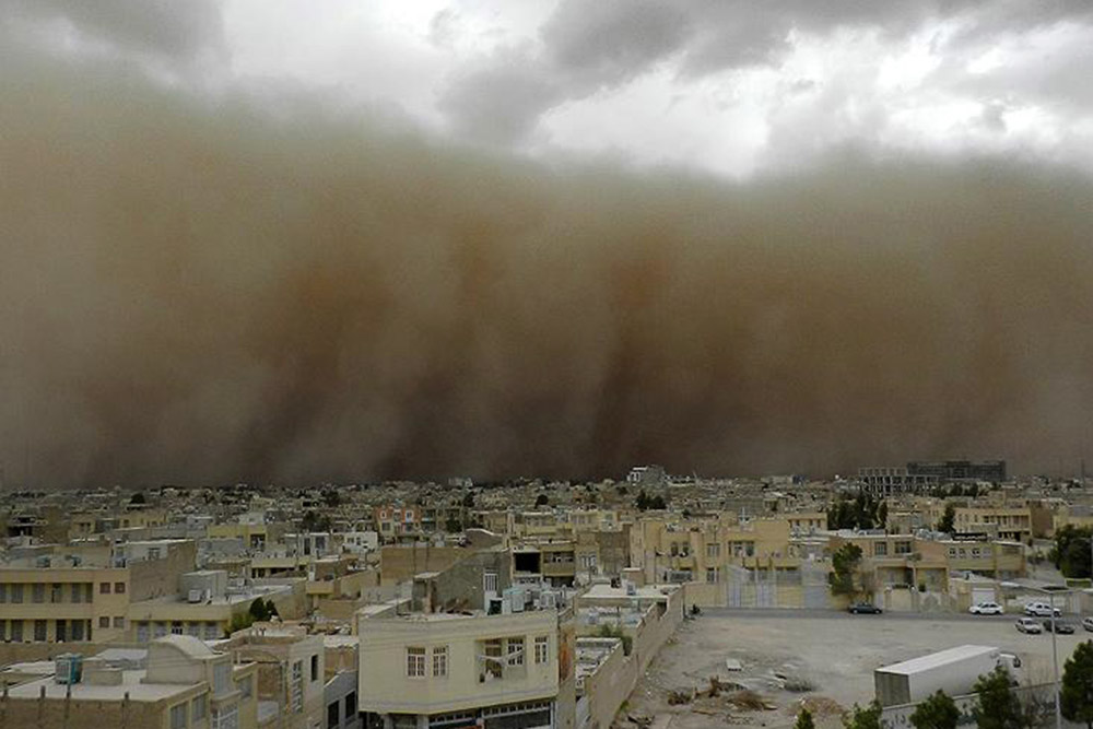 وزش باد و گرد و خاک در سطح استان کرمان