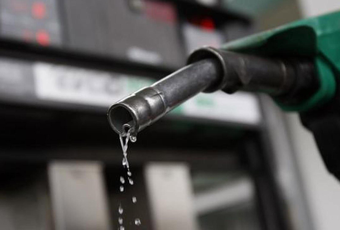 خبر وزیر نفت درباره زمان واریز سهمیه ویژه بنزین
