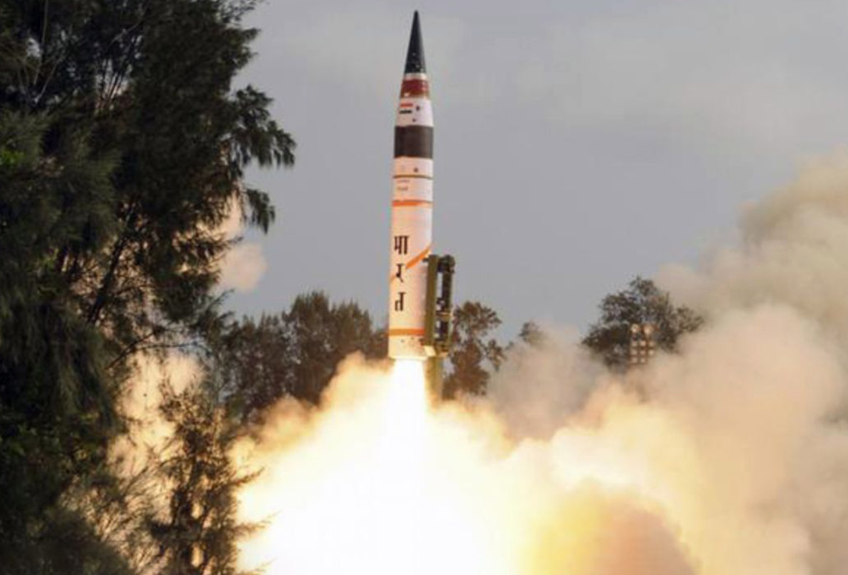 هند یک موشک با قابلیت حمل کلاهک اتمی آزمایش کرد