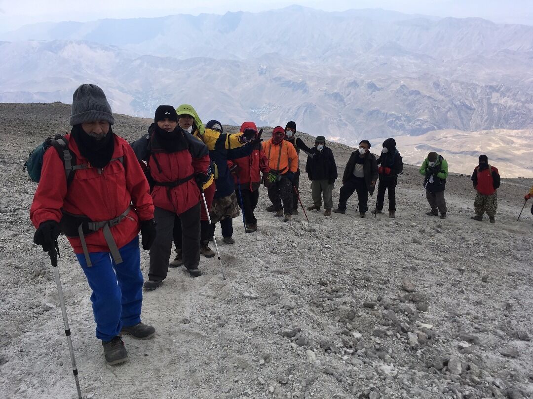 کوهنوردان سیرجانی به قله سبلان اردبیل صعود کردند