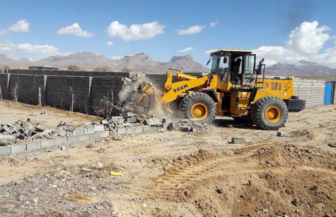 رفع تصرف بیش از ۳۲۲ هزار متر مربع از اراضی دولتی سیرجان