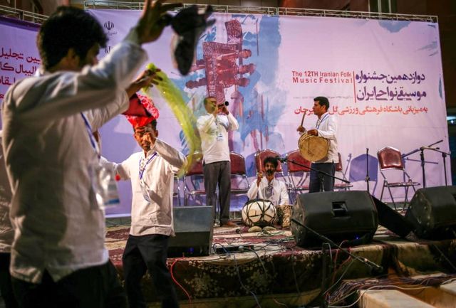 جشنواره موسیقی نواحی ایران در سیرجان برگزار شد