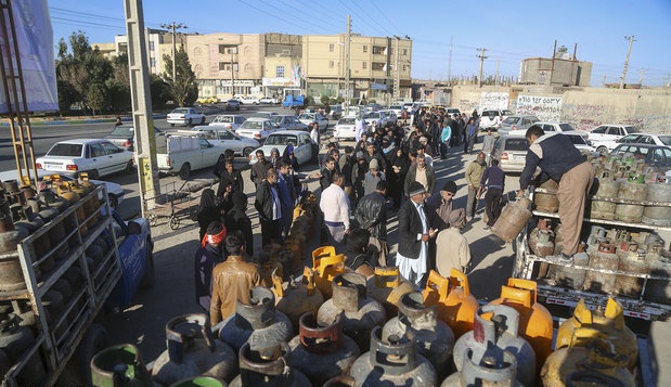 کمبود سیلندر گاز مایع در استان کرمان