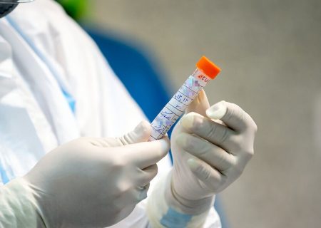 آزمایشگاه تشخیص کرونا در سیرجان افتتاح شد