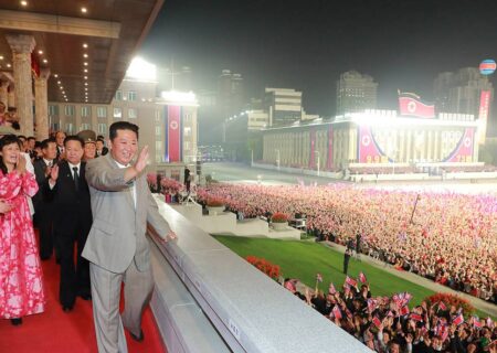 ممنوعیت مدهای لباس «بی‌حیا» و «شرم آور» در کره شمالی