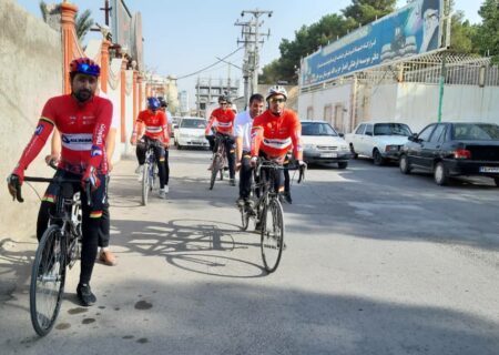 اولین همایش دوچرخه سواری نابینایان و کم بینایان سیرجانی برگزار شد