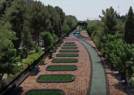 ویدئو | طراحی گذر گلیم با فضایی بالغ بر ۸ هزار متر مربع، توسط شهرداری سیرجان در حال انجام است